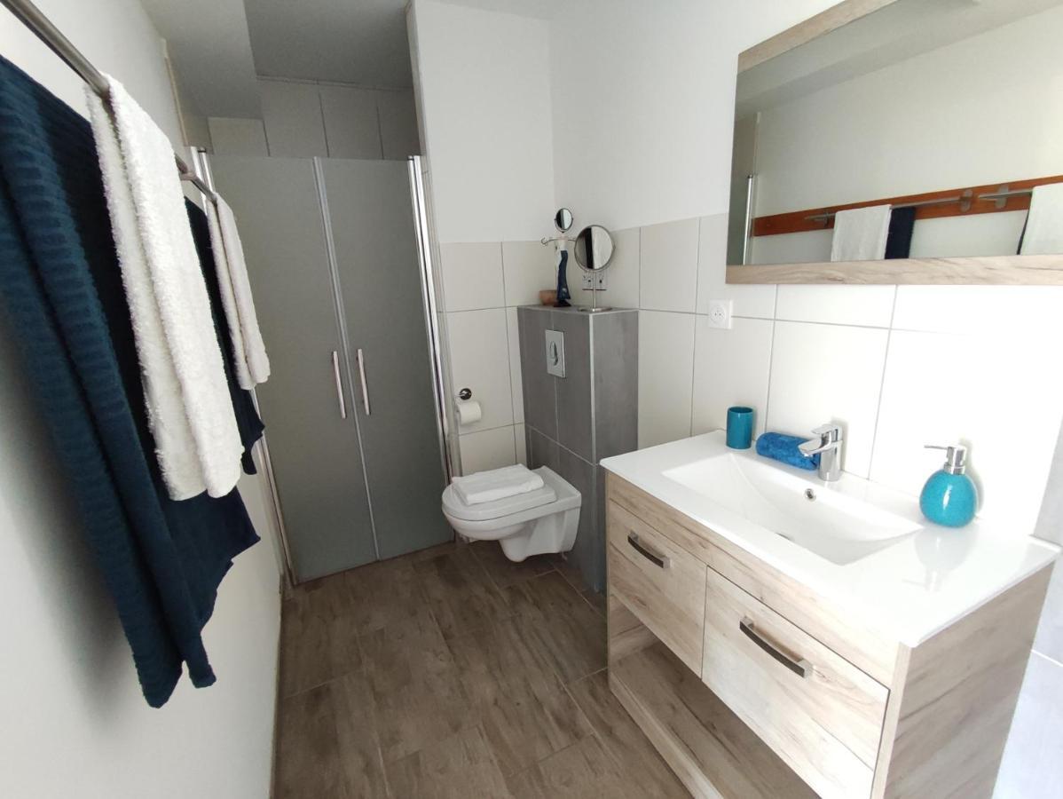 Apartamento Janea Big Blue House Reichsfeld Exterior foto