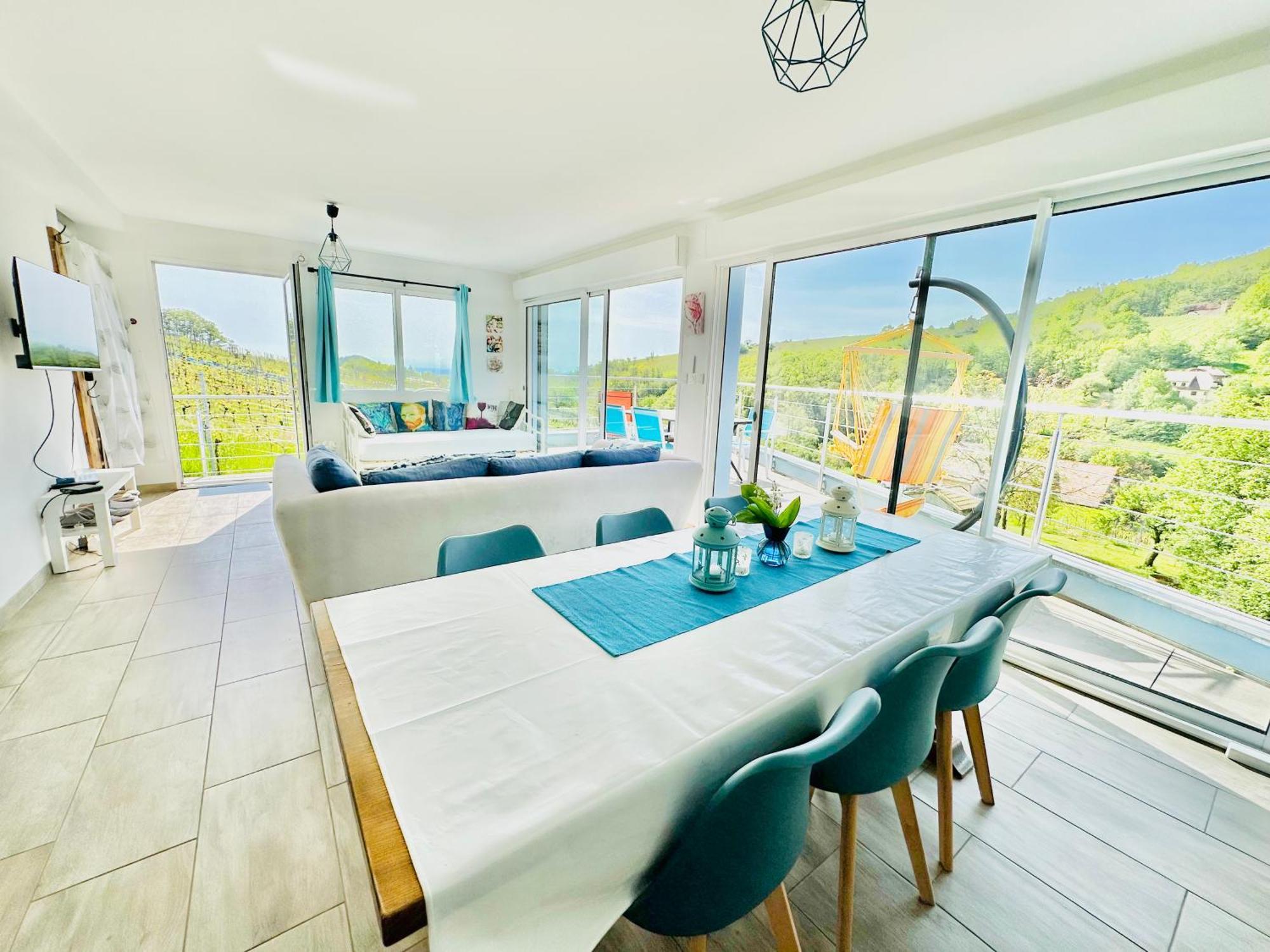 Apartamento Janea Big Blue House Reichsfeld Exterior foto